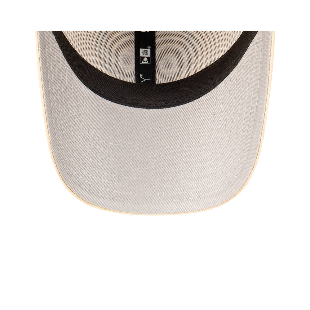 New Era 9FORTY Chicago Bulls Oatmilk Snapback Cap
