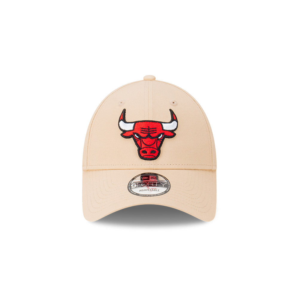 New Era 9FORTY Chicago Bulls Oatmilk Snapback Cap