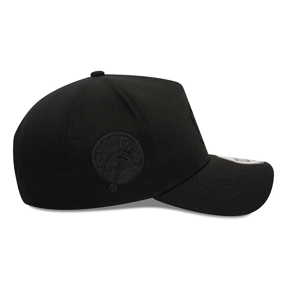 New Era 9FORTY E-Frame New York Yankees Monochrome Black Adjustable Cap