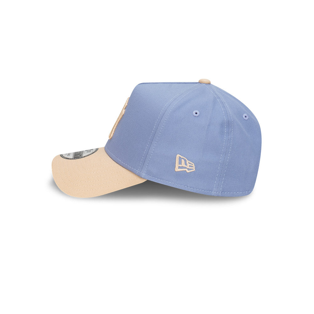 New Era 9FORTY A-Frame New York Yankees Blueberry Cream Iris Flower Snapback Cap