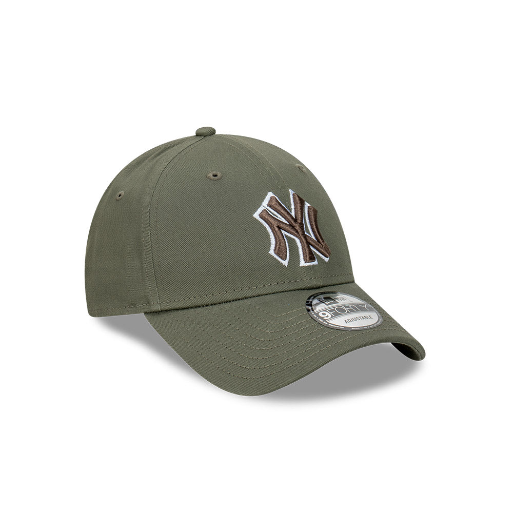 New Era 9FORTY New York Yankees Dark Olive Adjustable Snapback Cap