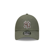New Era 9FORTY New York Yankees Dark Olive Adjustable Snapback Cap