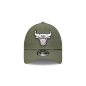 New Era 9FORTY Chicago Bulls Dark Olive Adjustable Snapback Cap