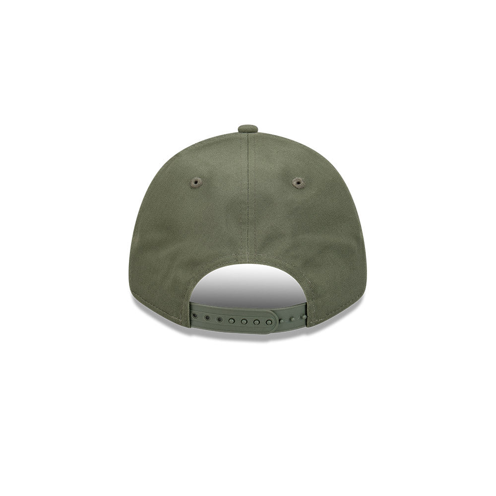 New Era 9FORTY Chicago Bulls Dark Olive Adjustable Snapback Cap