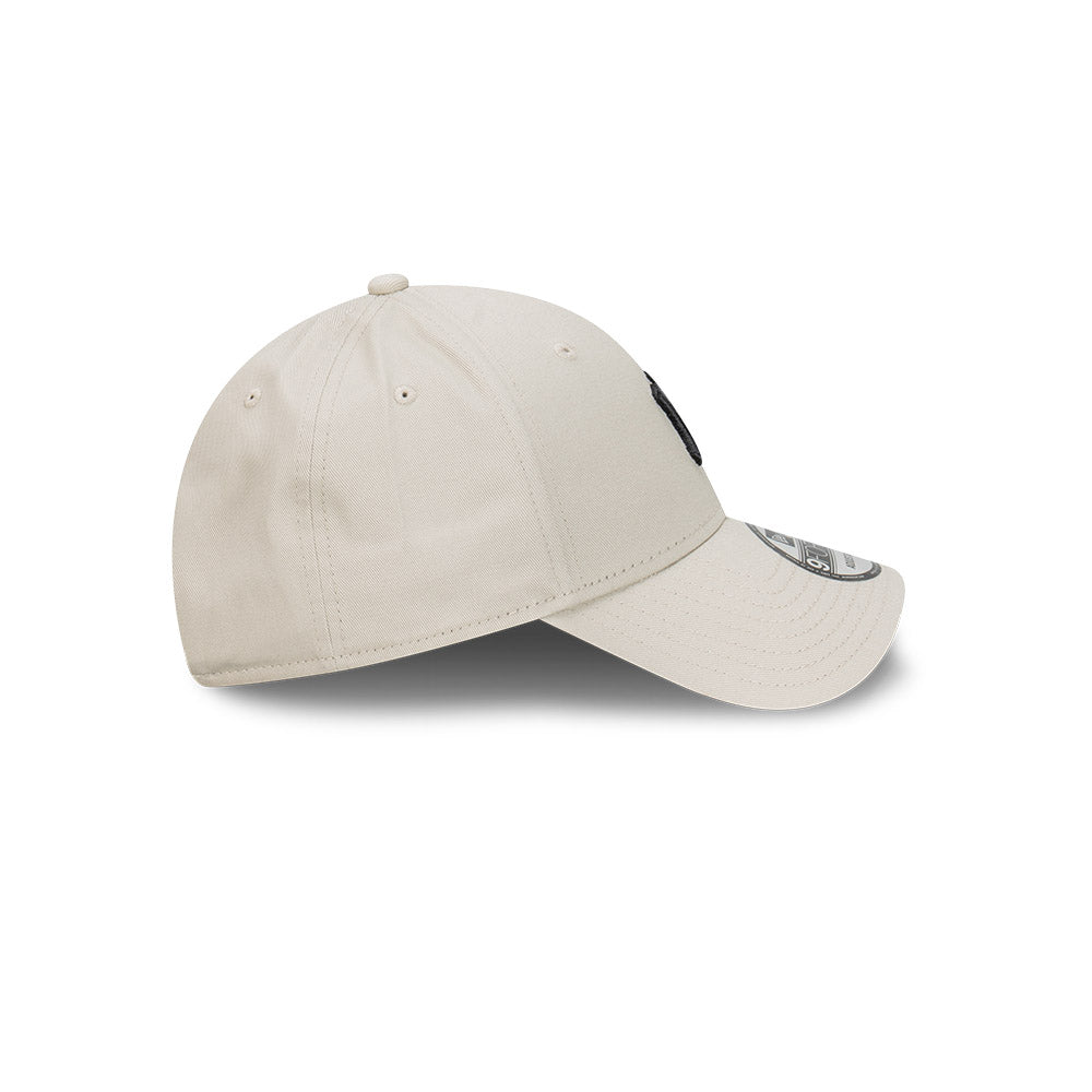 New Era 9FORTY New York Yankees Black Visor Script Stone Adjustable Cap
