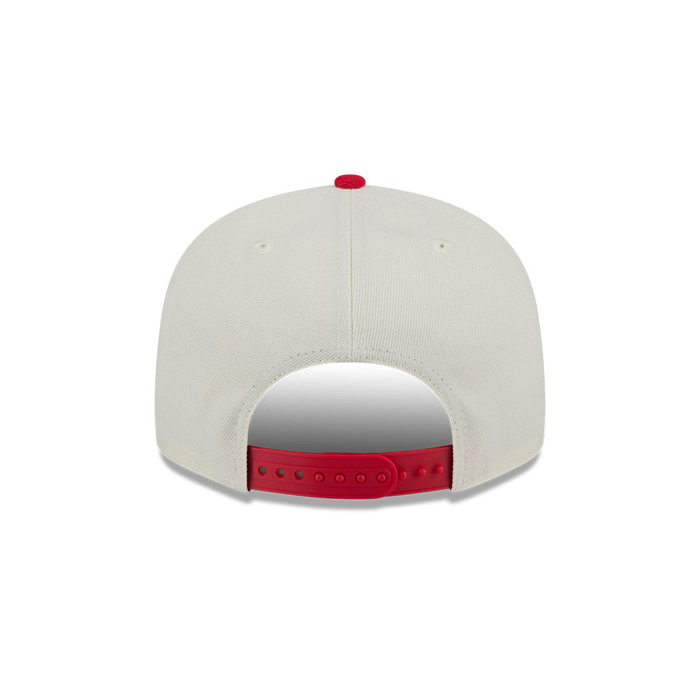 New Era 9FIFTY Chicago Bulls Two Tone Script NBA Chrome White OTC Snapback Cap