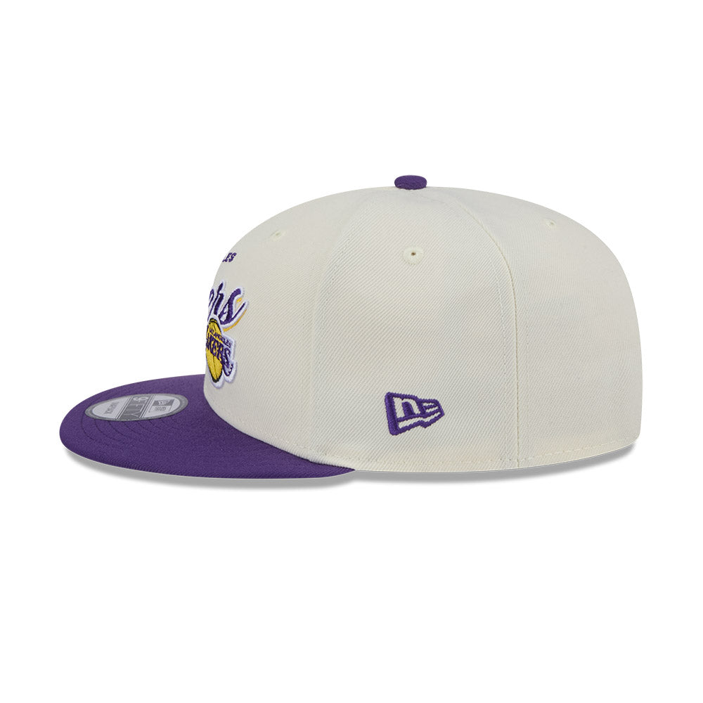 New Era 9FIFTY Los Angeles Lakers Two Tone Script NBA Chrome White OTC Snapback Cap