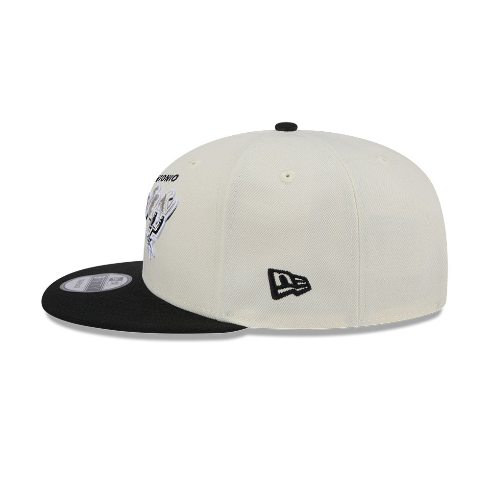 New Era 9FIFTY San Antonio Spurs Two Tone Script NBA Chrome White OTC Snapback Cap