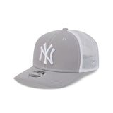 New Era 9SEVENTY New York Yankees Contrast Grey White Stretch Snapback Trucker Cap