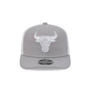 New Era 9SEVENTY Chicago Bulls Contrast Grey White Stretch Snapback Trucker Cap
