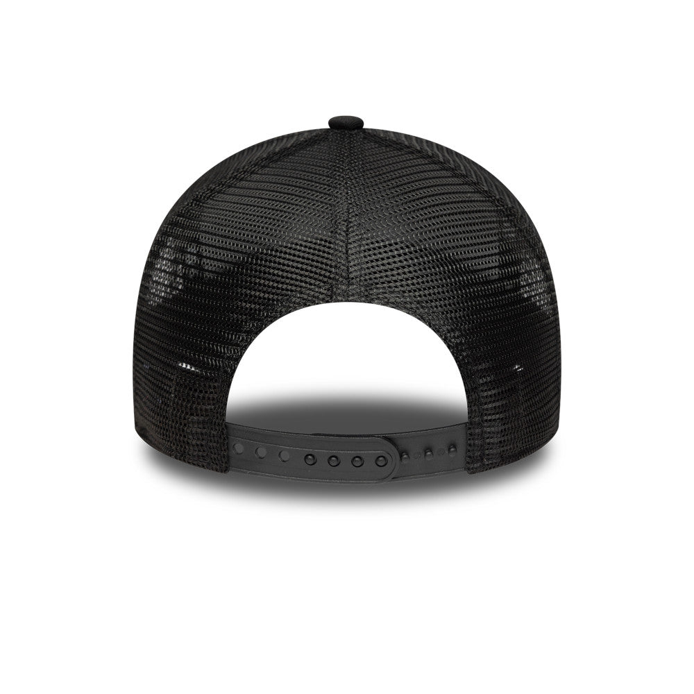 New Era 9FORTY E-Frame Oval Distress Patch Black Trucker Cap