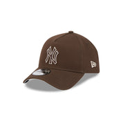 New Era 9FORTY A-Frame New York Yankees Earth Tonal Chainstitch Walnut Snapback Cap