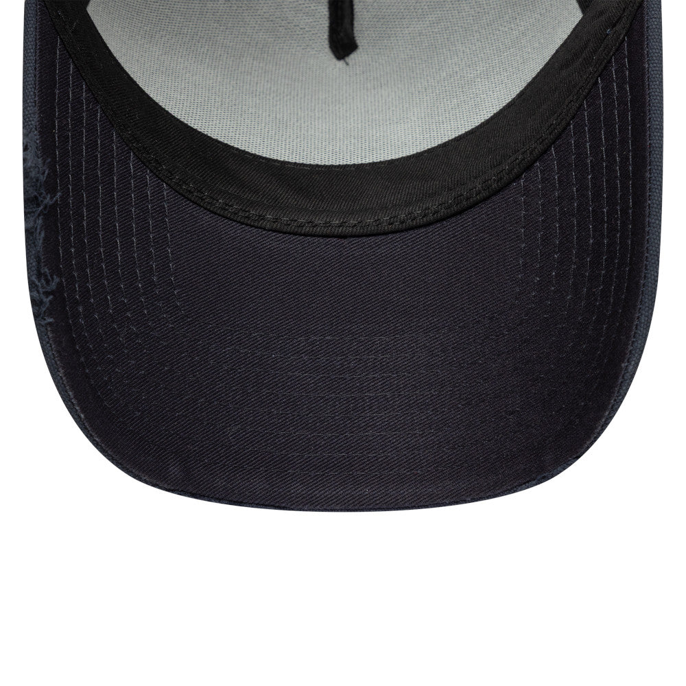New Era 9FORTY E-Frame Oval Canvas Distress Navy Trucker Cap