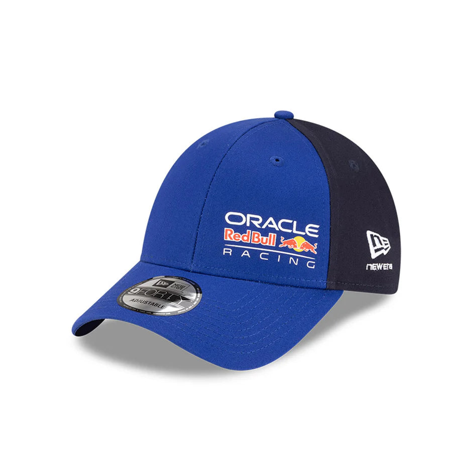 60850780_9FORTY_MOTORSPORTS26_H1_RBULLF1_BLUE_3QL_900x_4d601a52-0f61-419b-98cf-103602e9bbee.webp