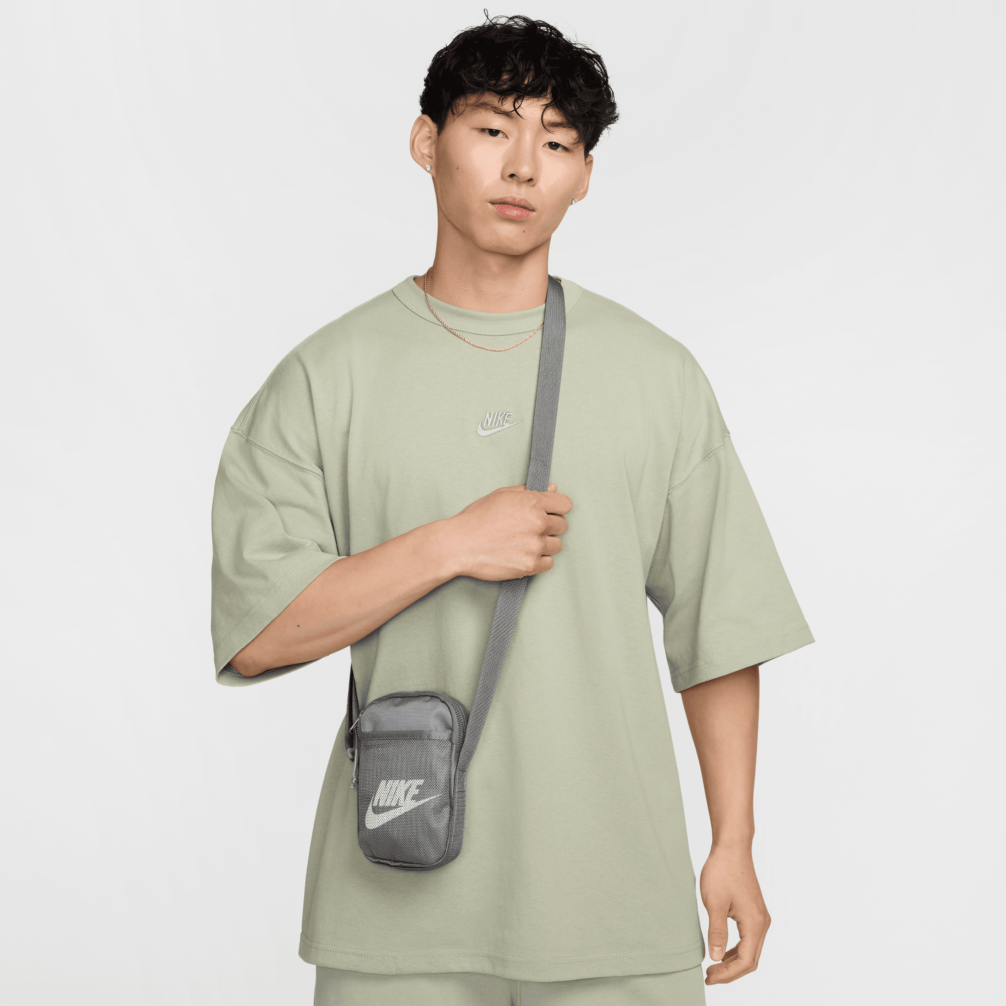 Heritage nike sling bag shop