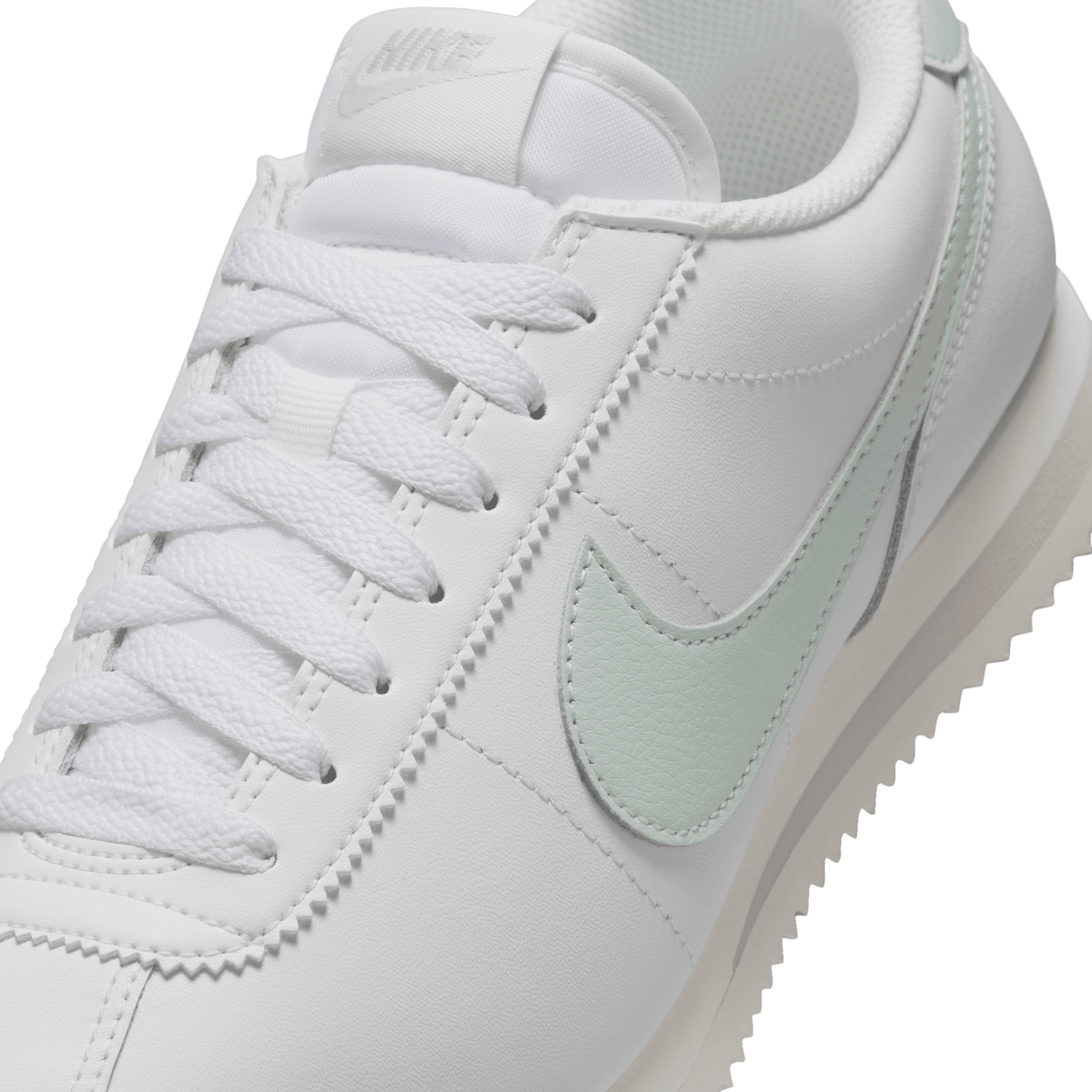 Nike classic cortez white online