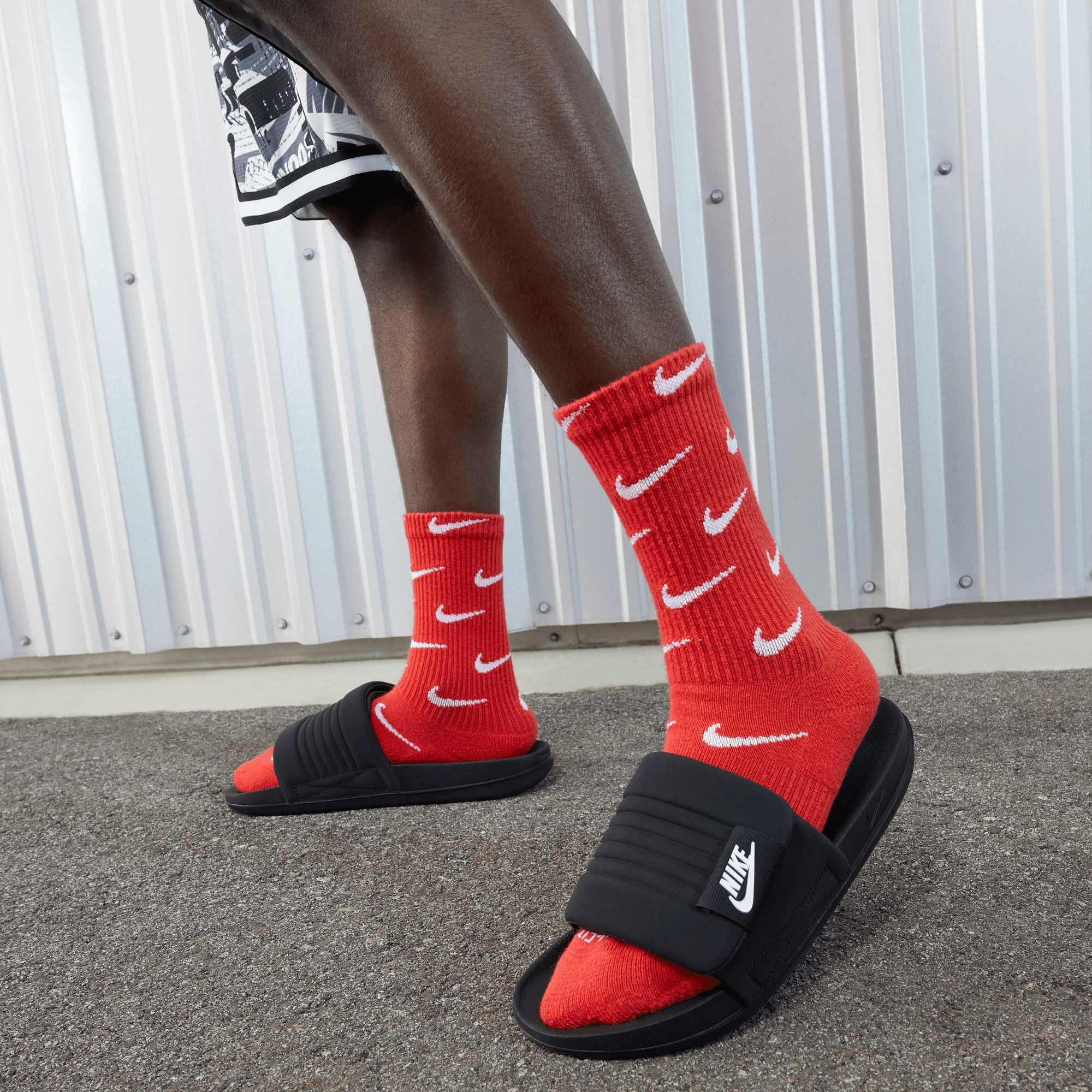 Nike Men's Offcourt Adjust Slides