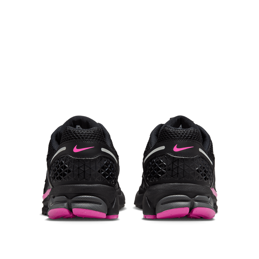 Nike Men's Zoom Vomero 5 Shoes