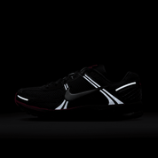 Nike Men's Zoom Vomero 5 Shoes