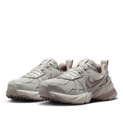 Nike Women's V2K Run Shoes