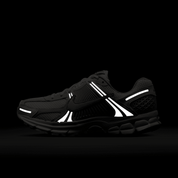 Nike Women's Zoom Vomero 5 Shoes