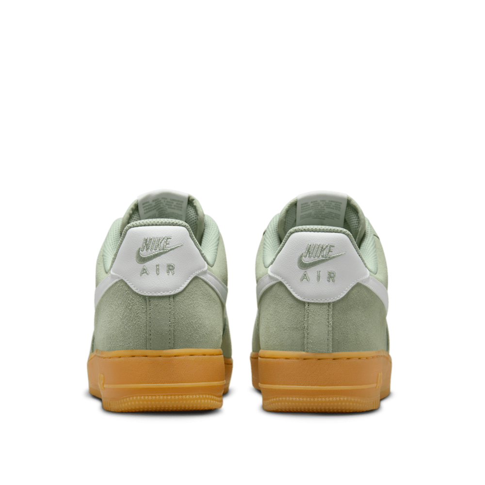 Nike Men's Air Force 1 '07 LV8 Shoes â urbanAthletics