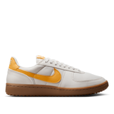 Nike Women's Field General Shoes