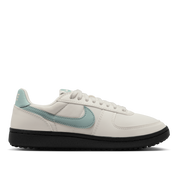 Nike Women's Field General Shoes
