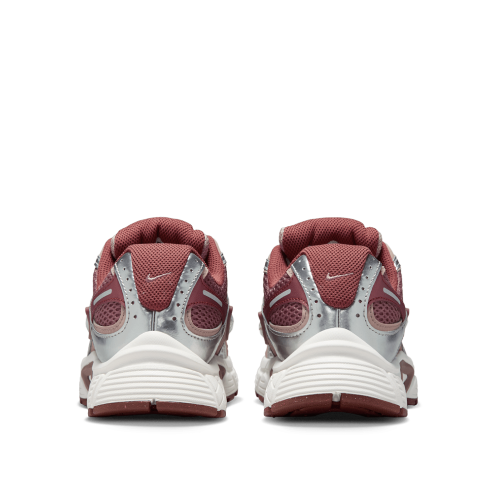 Nike Women's V5 RNR Shoes