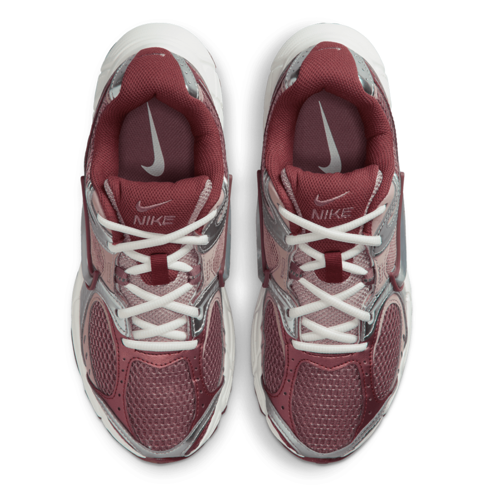 Nike Women's V5 RNR Shoes