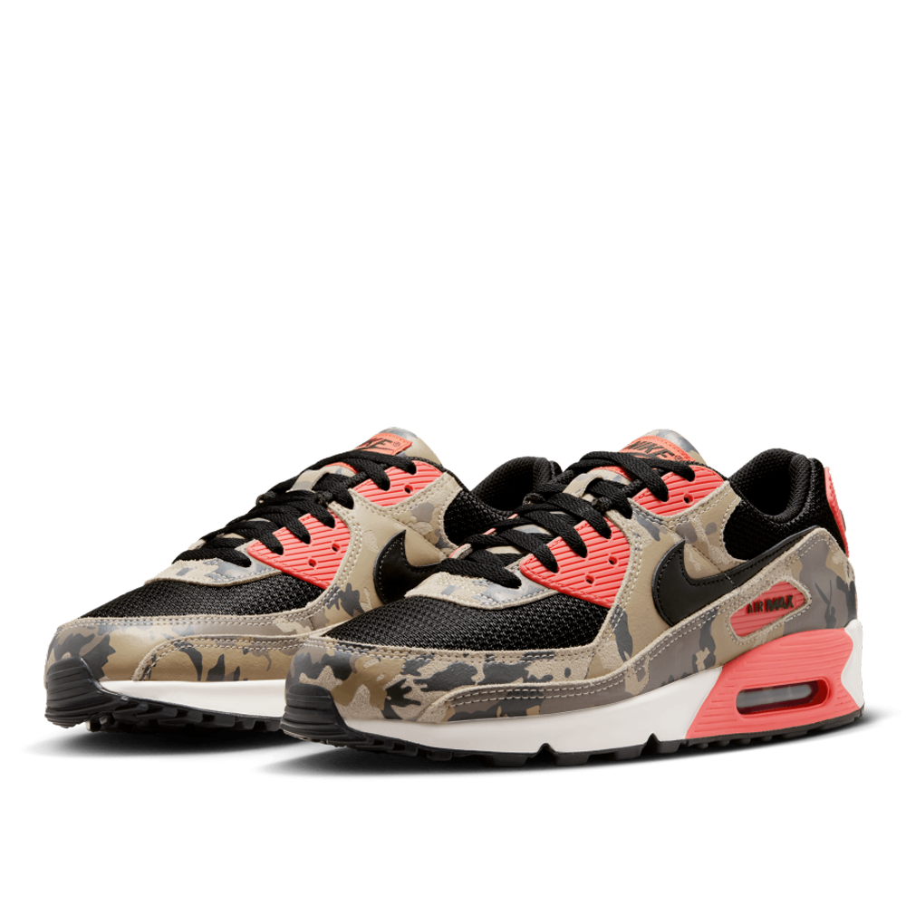 Nike Men's Air Max 90 Premium Shoes – urbanAthletics