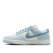 Nike Women's Dunk Low SE Shoes