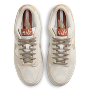 Nike Women's Dunk Low SE Shoes