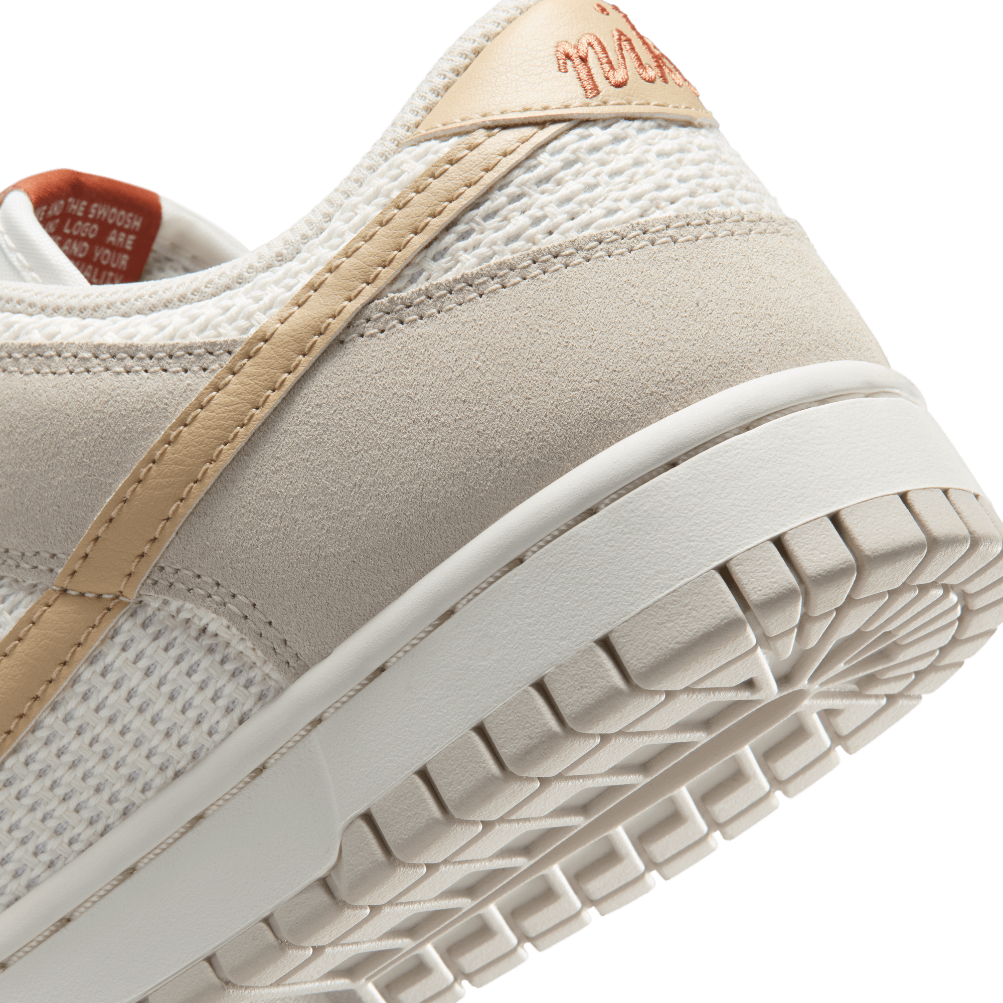 Nike Women's Dunk Low SE Shoes