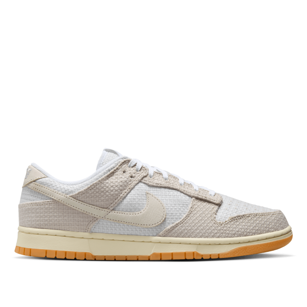 Nike Men's Nike Dunk Low Retro SE Shoes