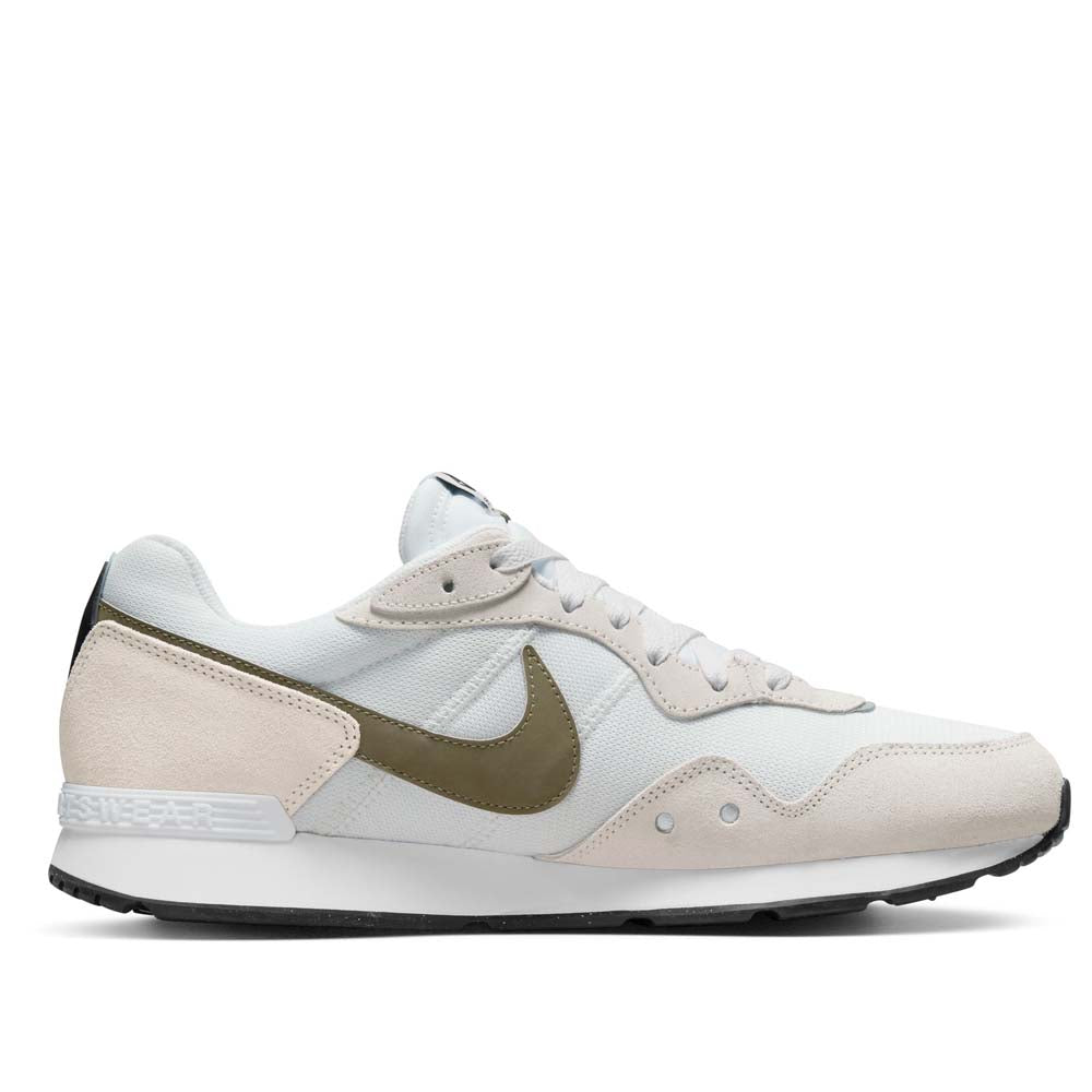 Nike Men's Venture Runner