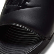 Nike Men's Victori One Slide