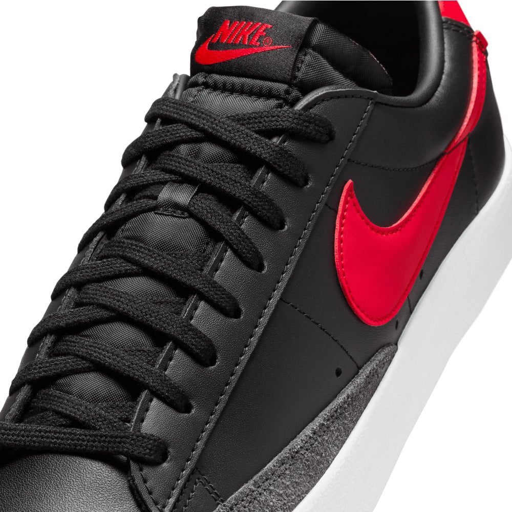 Nike Men s Blazer Low 77 Vintage Shoes