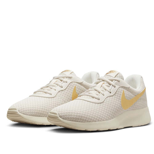 Nike Women's Tanjun Shoes
