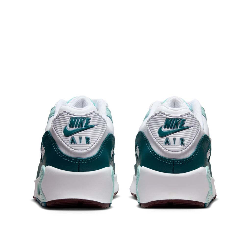 Nike Big Kids Air Max 90 LTR Shoes