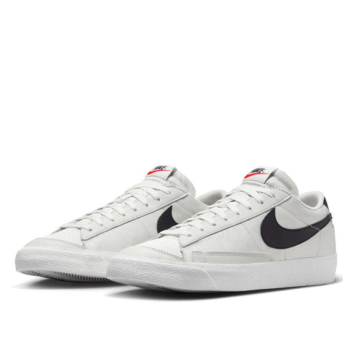Nike Men's Blazer Low '77 SE Shoes