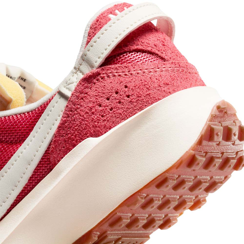Nike Women's Waffle Debut Vintage Shoes