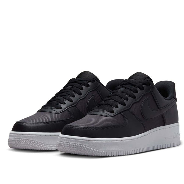 Nike Men's Air Force 1 '07 LV8 Shoes