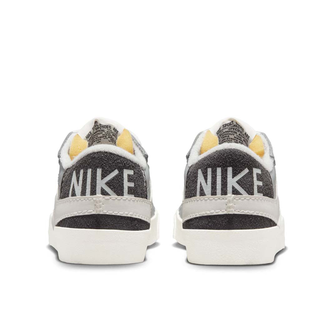 Nike Men's Blazer Low '77 Jumbo SE Shoes