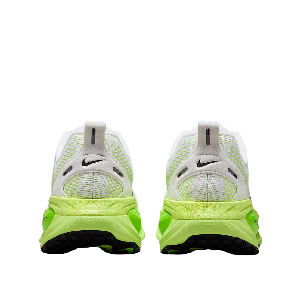 Nike Women's Vomero 18 Road Running Shoes