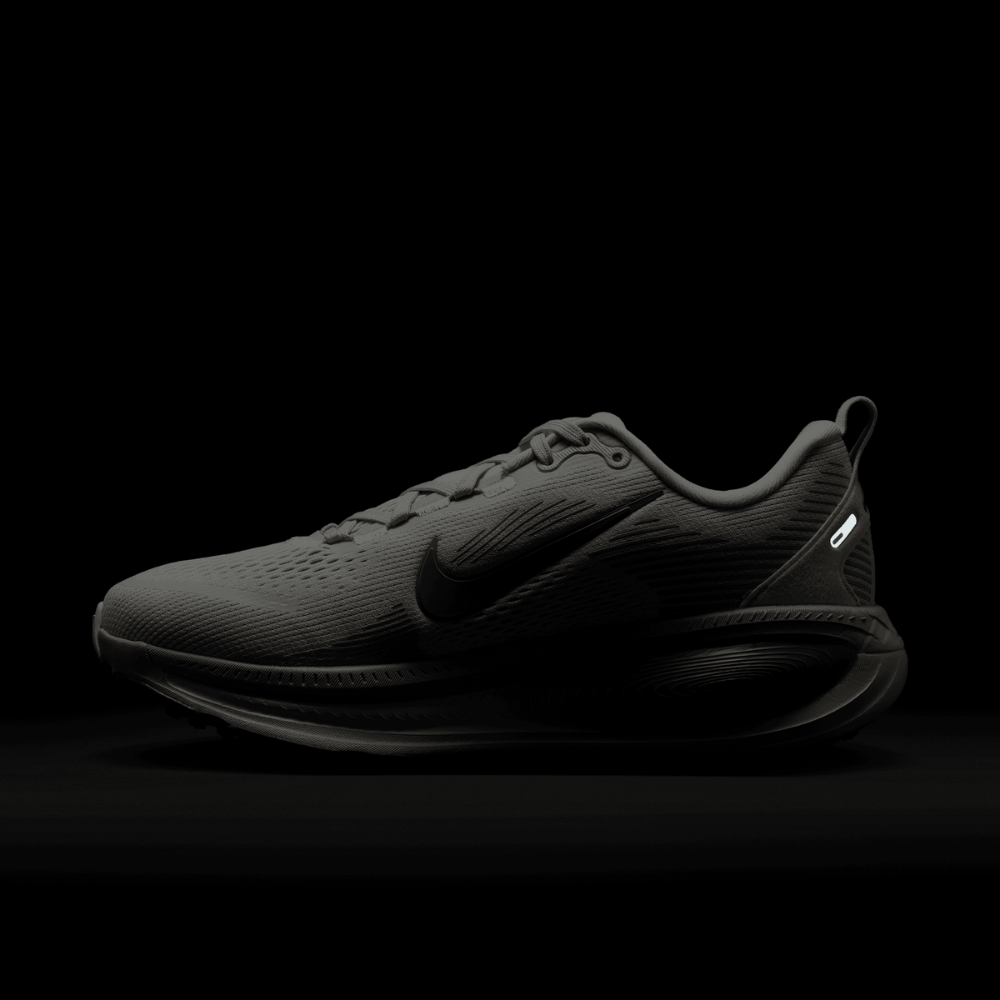 Nike Women's Vomero 18 Road Running Shoes