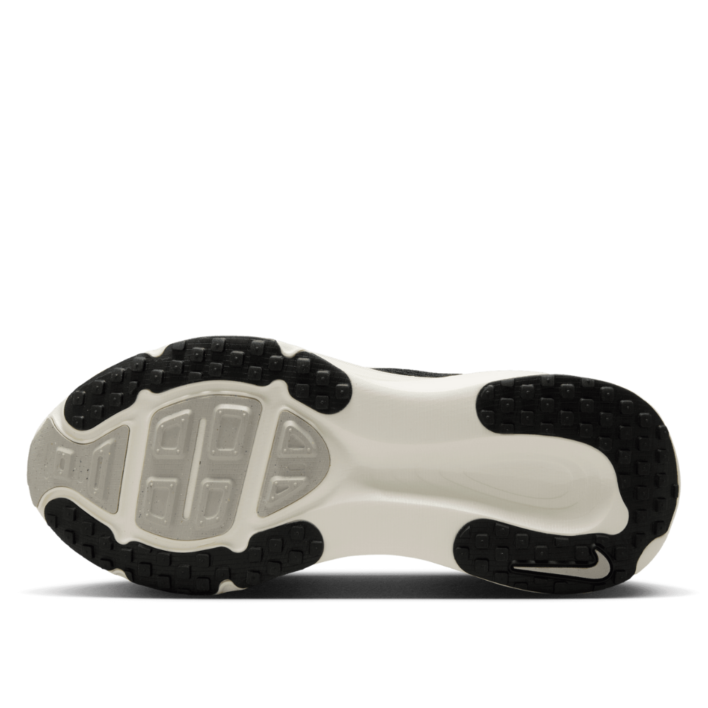 Nike Women's Vomero 18 Road Running Shoes