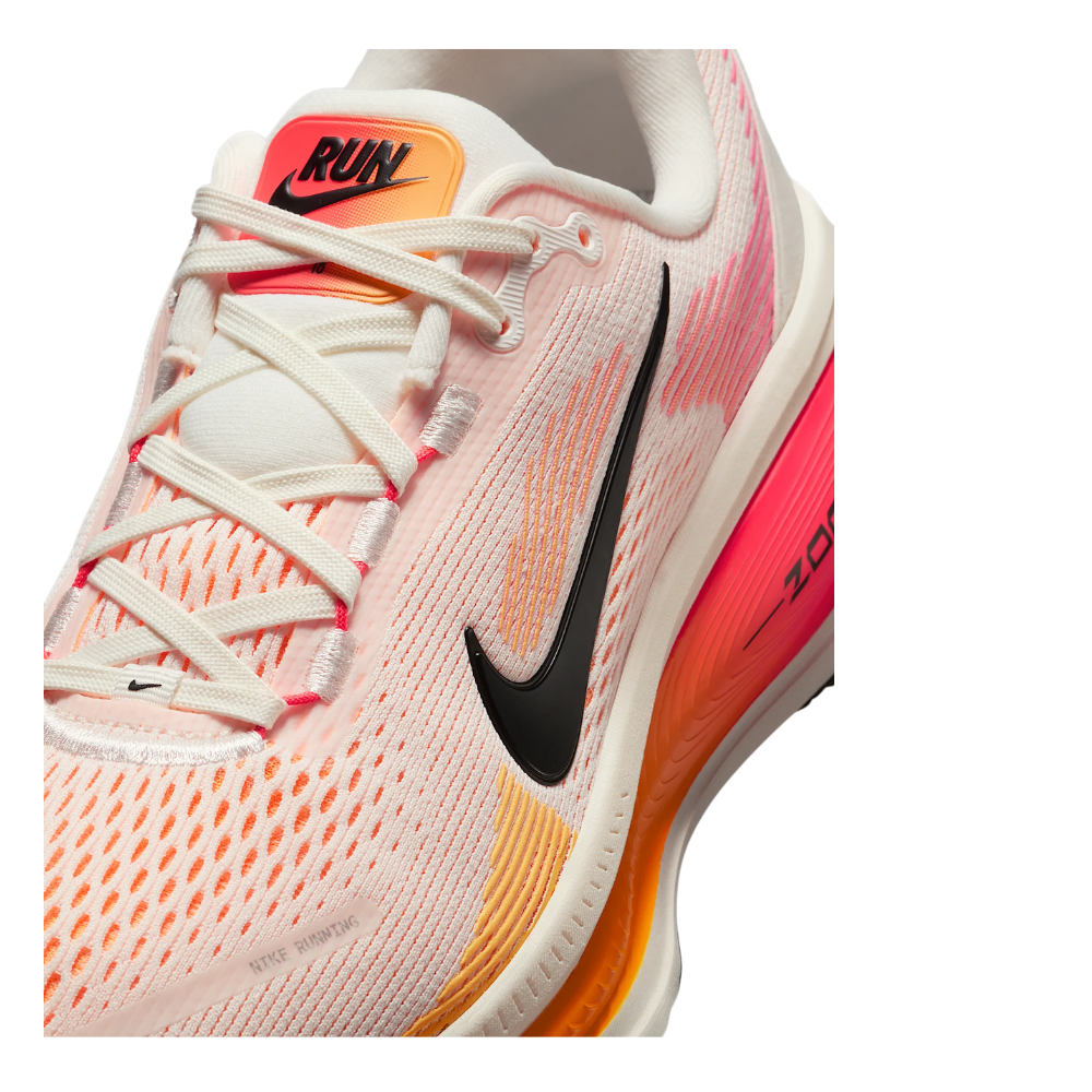 Nike Women's Vomero 18 Road Running Shoes