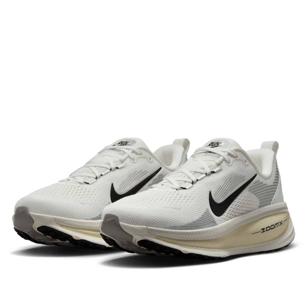Nike Women's Vomero 18 Road Running Shoes