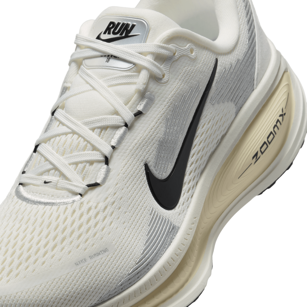 Nike Women's Vomero 18 Road Running Shoes